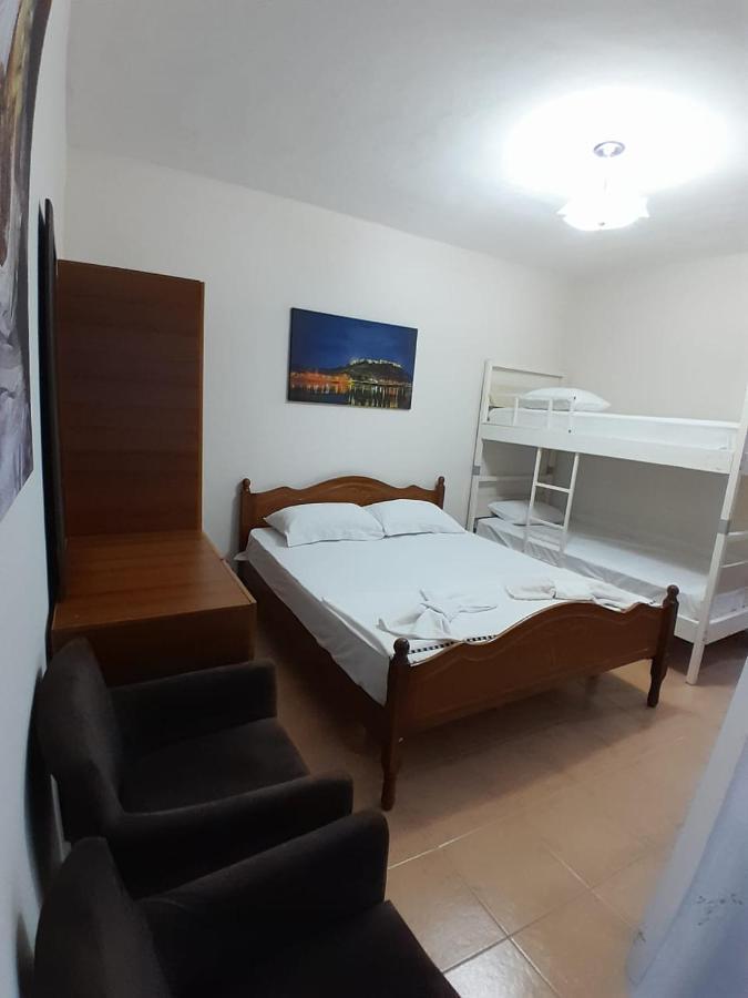 Cozy Apartment In The City Center 2 Shkodër Buitenkant foto